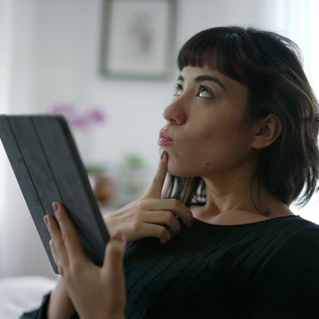 The New Rules of Brand Trust: How Today’s Buyers Choose Manufacturers